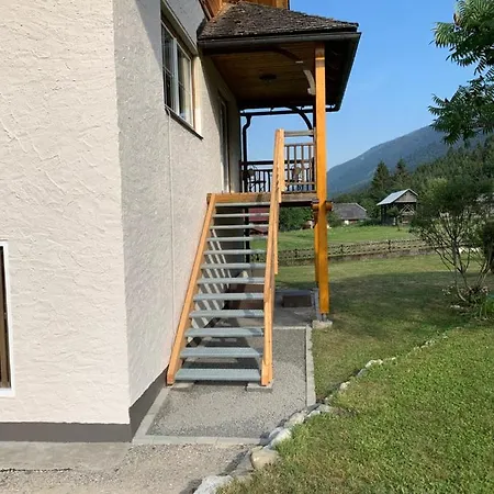 Apartament Armstrong *