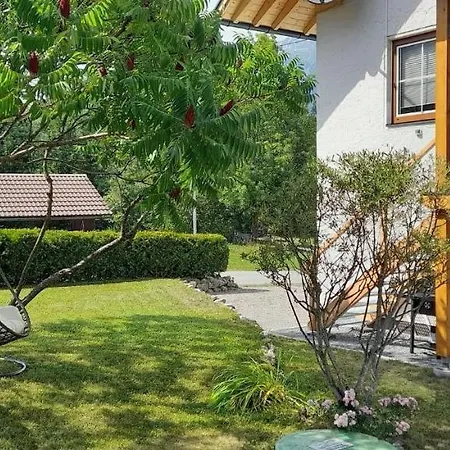 Armstrong Gundersheim